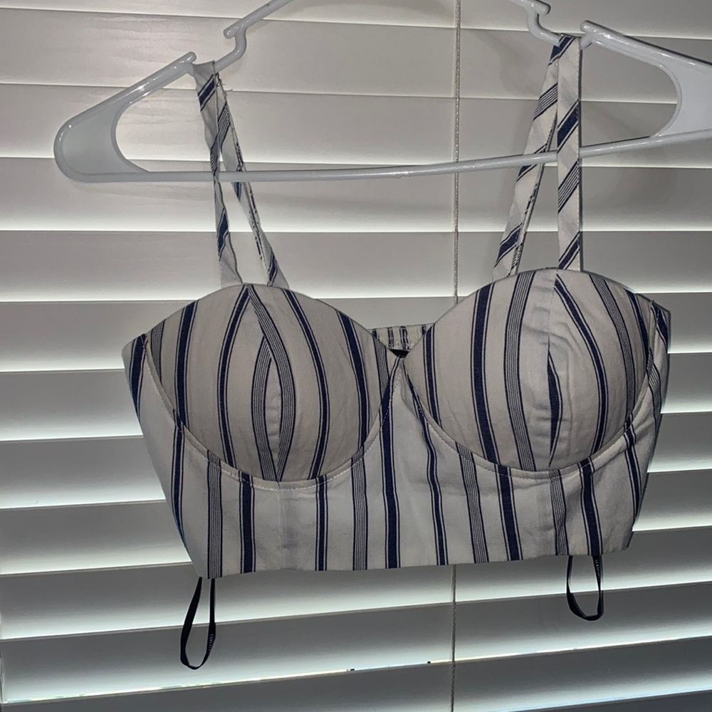 Size small crop top from forever 21